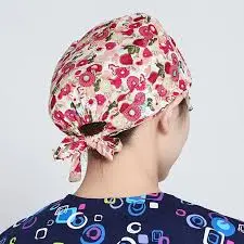 Gorro  de tela rosado de florecitas