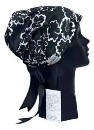Gorro  de tela negro con flores