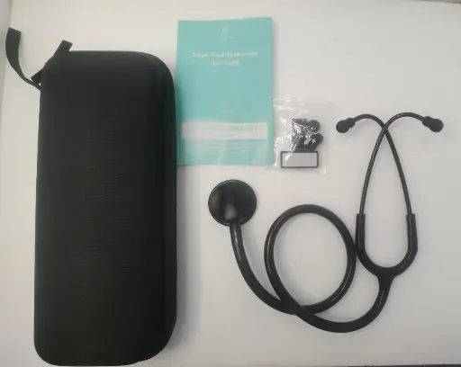 Estetoscopio black con estuche Clairre